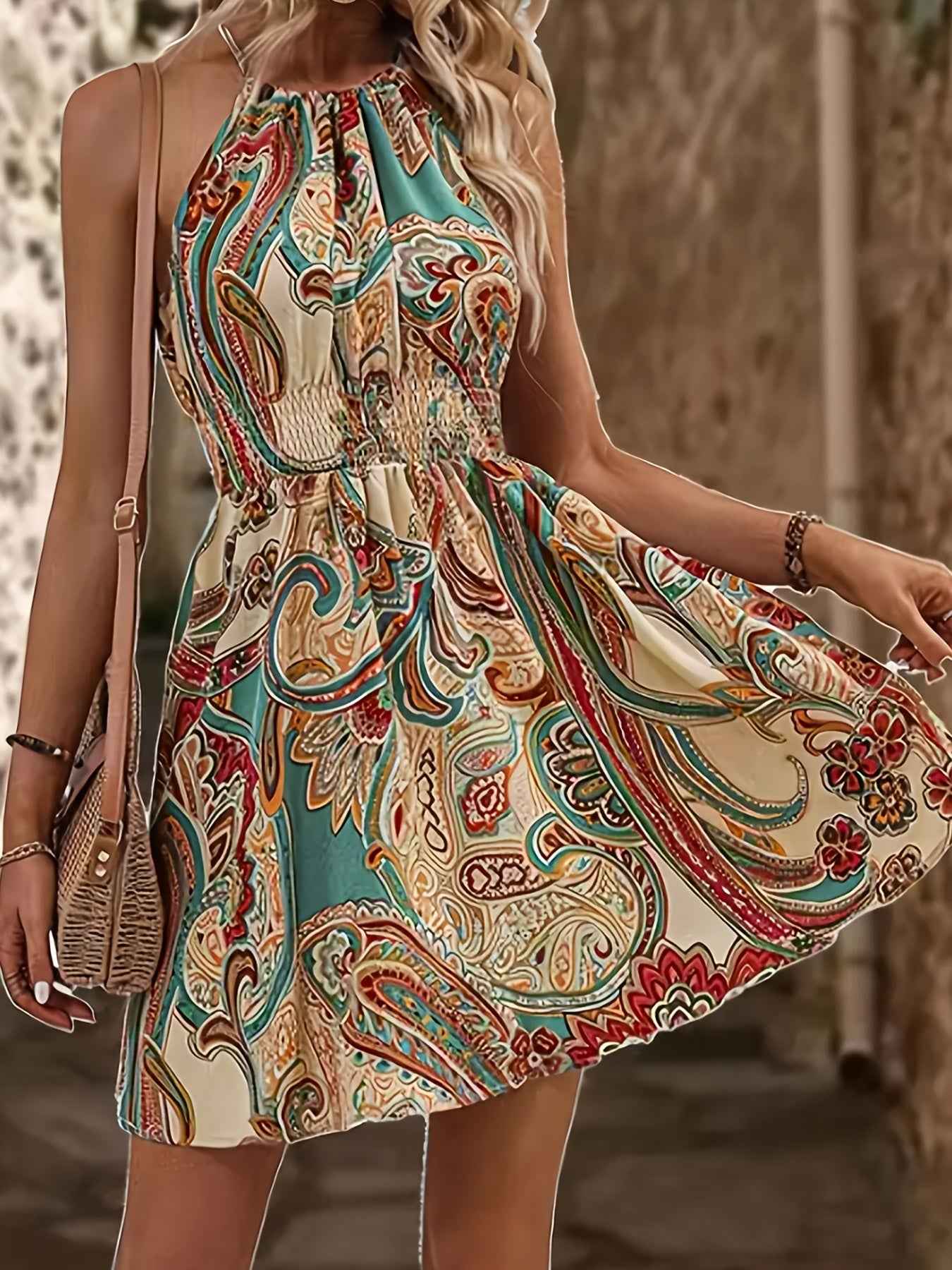 Women's Paisley Print Halter Neck Dress with Adjustable Drawstring - Off-Shoulder Smocked Waist Summer Dress, Machine Washable Lightweight Elegant Casual to Formal Wear, Halter Dress, Evening Wear, Smocked Fabric, Nontranspar