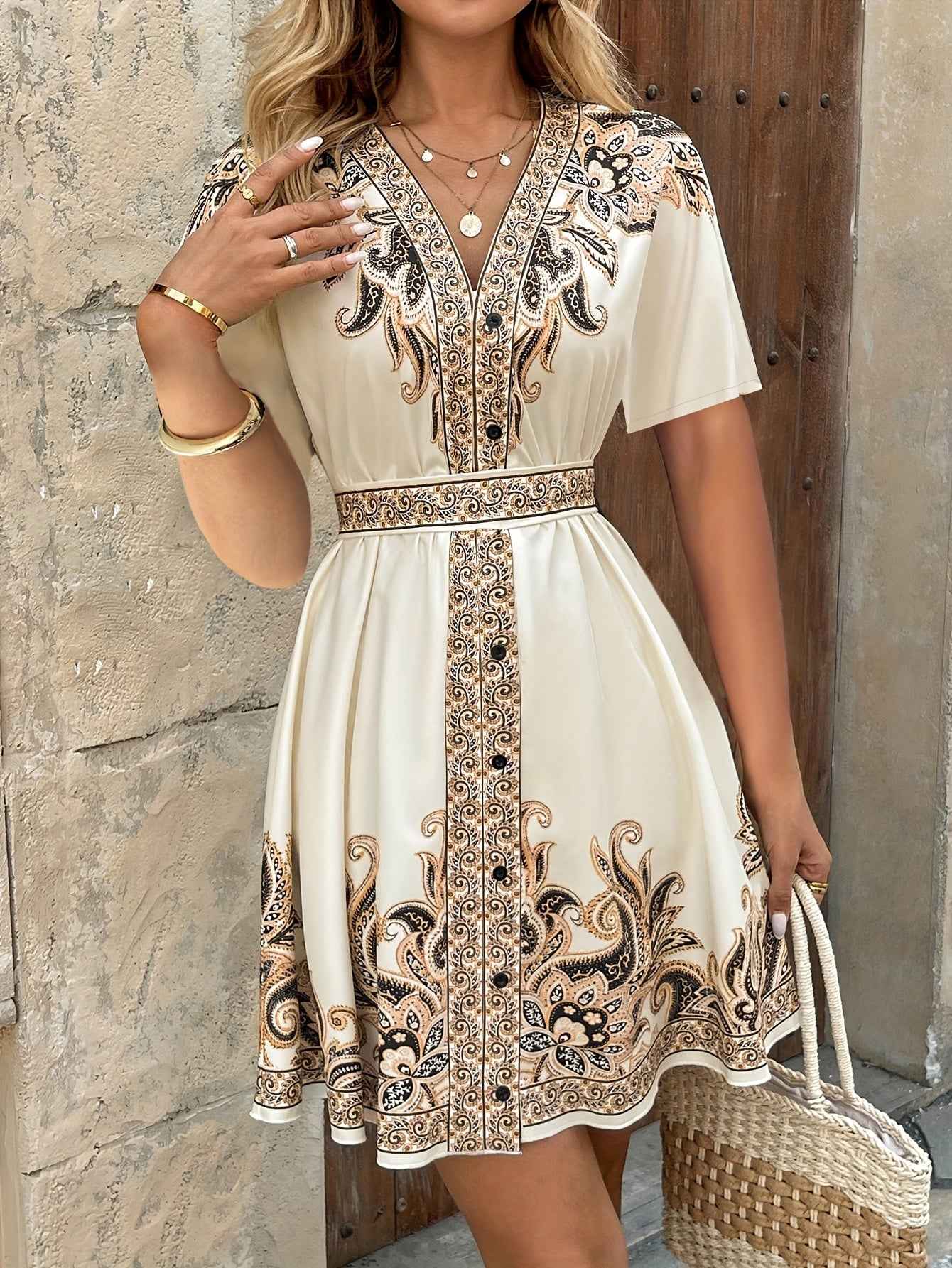 Women'S Vintage Floral Print V-Neck Dress with Tie Waist & Short Sleeves - Lightweight Polyester A-Line Dress for Spring/Summer, Perfect for Casual or Stylish Outfits, Cute Dress