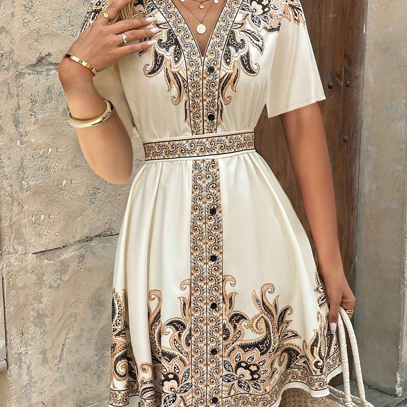 Women'S Vintage Floral Print V-Neck Dress with Tie Waist & Short Sleeves - Lightweight Polyester A-Line Dress for Spring/Summer, Perfect for Casual or Stylish Outfits, Cute Dress