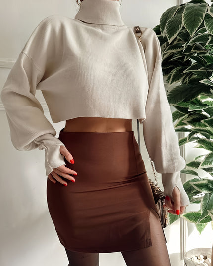 A Stylish Denim Skirt That Accentuates The Elegance And Slimness Of Ladies With Wrinkles And Elasticity. - SeviSa