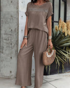 Taupe