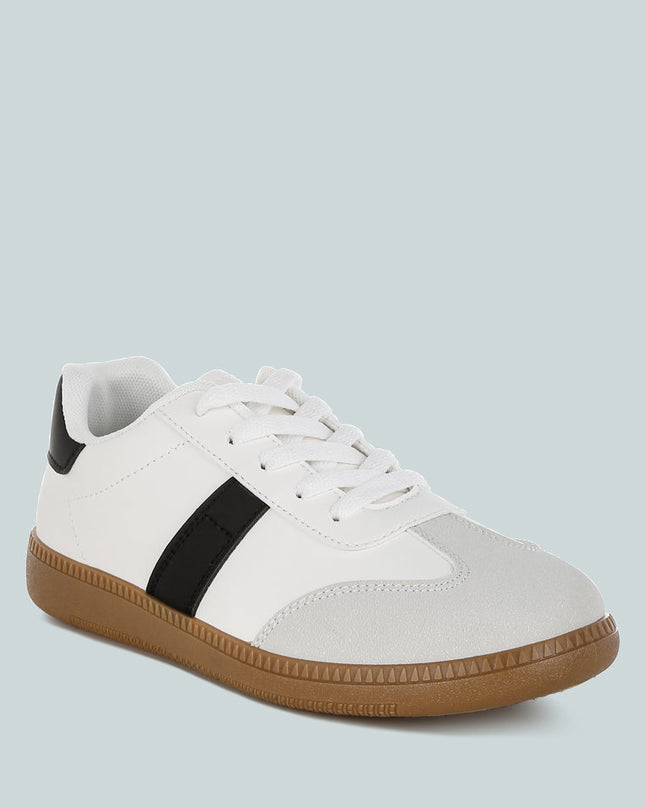 Crossover Classic Lace-Up Flatform Sneaker-1