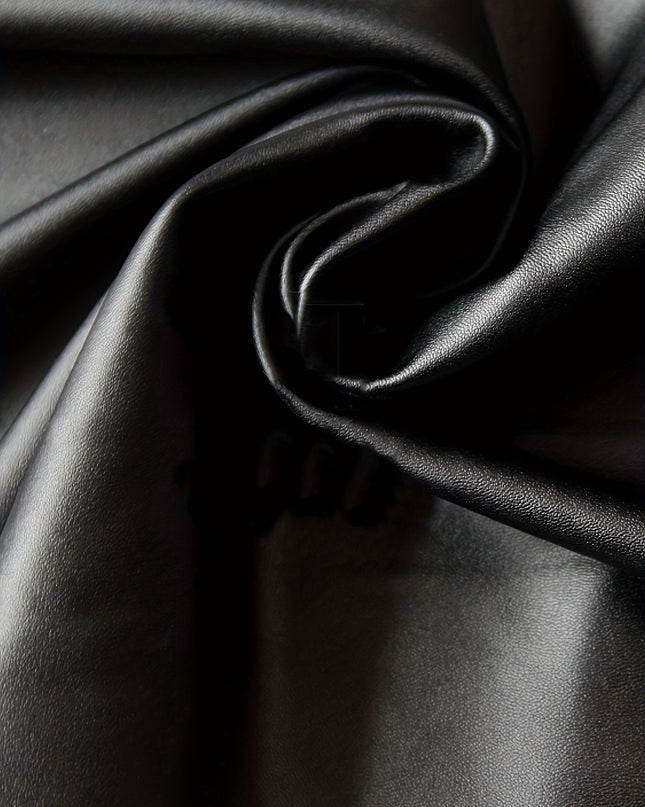 A Two-Piece Set Made of Solid Color Synthetic Faux Leather, Featuring an Off-Shoulder Cropped Hoodie And Drawstring Long Pants, Designed for Women.
