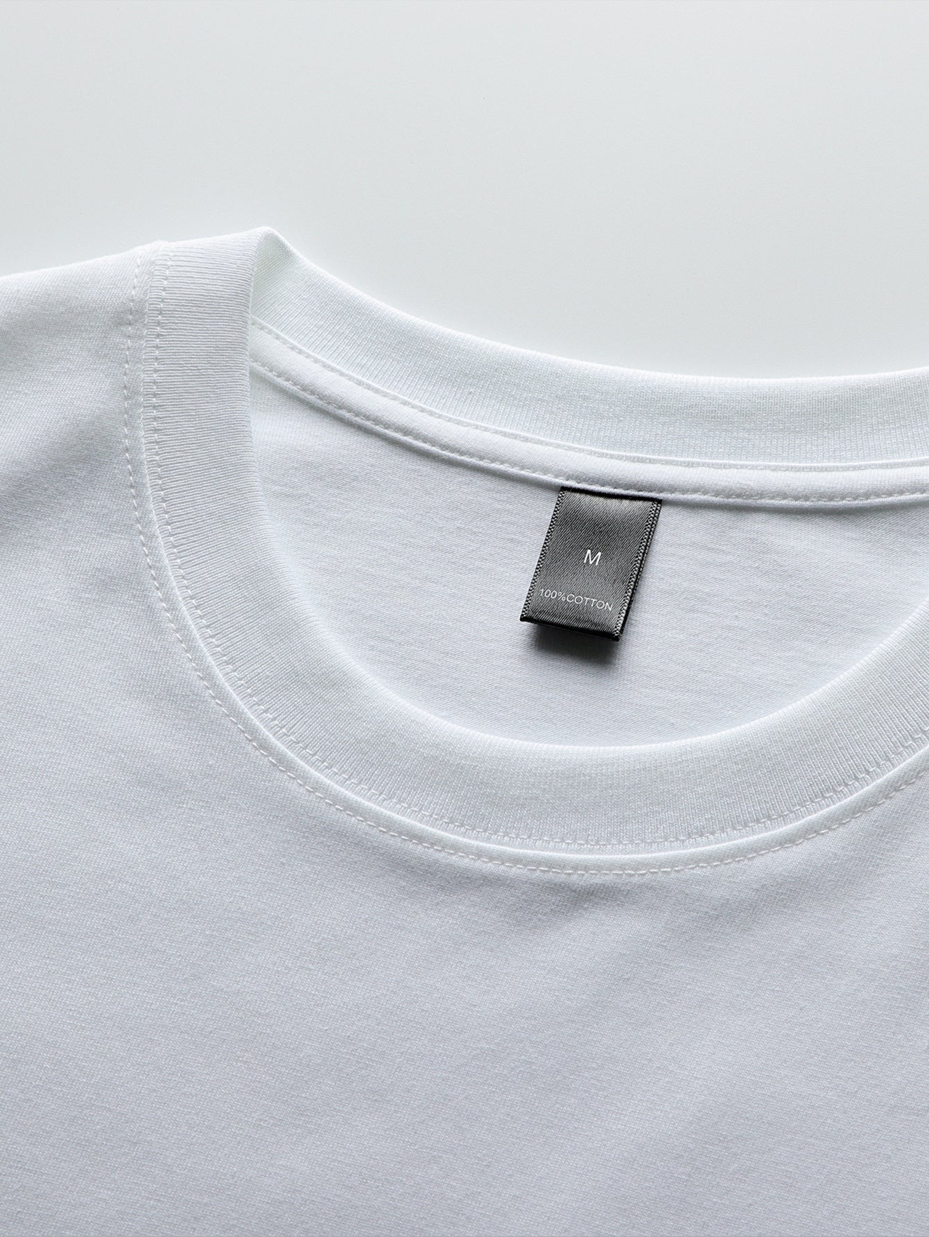 Men's 200g 100% Cotton Short Sleeve T-Shirt - White Casual Round Neck Tee with Geometric Pattern, Breathable Summer Top, Machine Washable Regular Fit, Everyday Apparel, Graphic Camel Design, Soft Fabric, Versatile Top, Minima - SeviSa